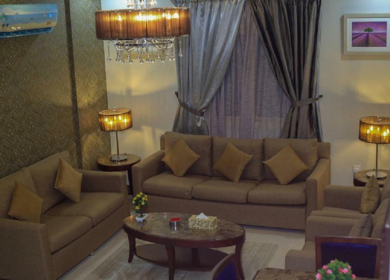 The 40Th Pearl Hotel Suites Jeddah Exterior photo